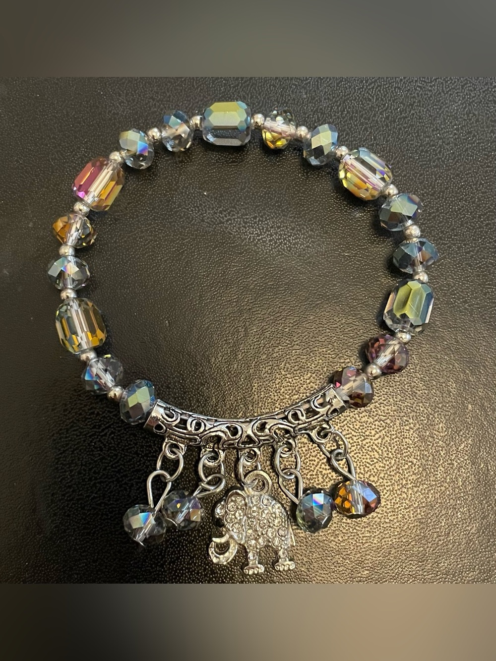 * Czech Blue/Grey Crystal Elephant Charm Bracelet 7”-8” stretchy NEW Gorgeous!